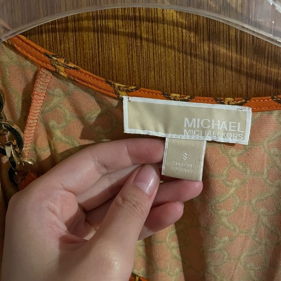 Michael Kors orange cold-shoulder blouse - Picture 5 of 6